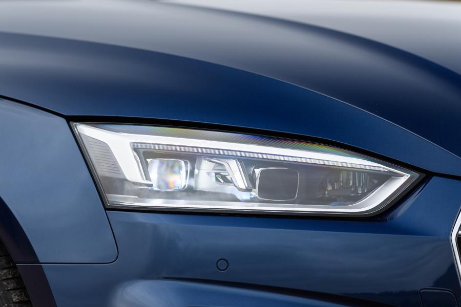 Детали экстерьера Audi A5 Coupe 2.0 TDI S-Line 2016 года  (UK) (фото 33 из 40)